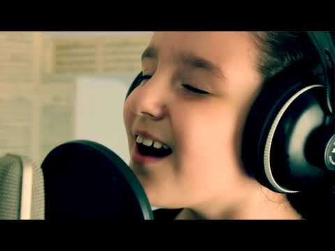 Mariuca Stan-Muraru, 8 ani- NEVER ENOUGH  ( The Greatest Showman COVER)