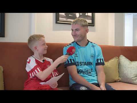 Hvad er landsholdets favoritslik? - Juniorreporter i landsholdslejren