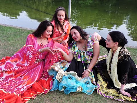 ARANKA STRAUS & KATJUSHA KOZUBEK