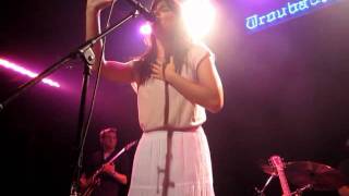 Leighton Meester &amp; Check In The Dark (Troubadour) - On My Side