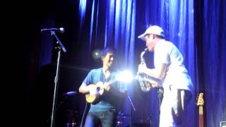 Jake Shimabukuro and Dave Koz perform Blackbird on the Dave Koz Cruise