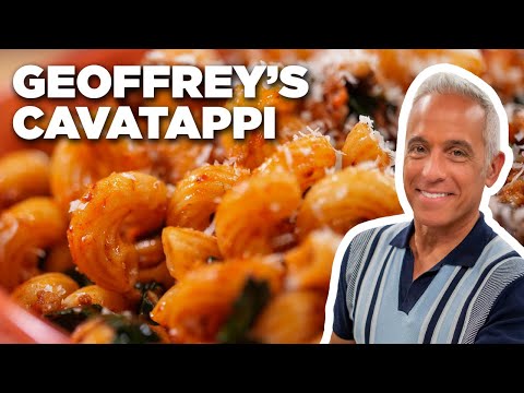 Geoffrey Zakarian's Cavatappi with Sausage, Kale and...