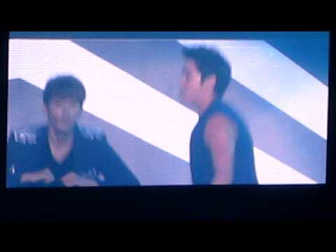 120804 SMTown Live World Tour Tokyo 2012 Super Junior - Sexy, Free & Single [FANCAM]