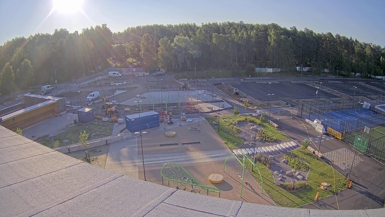 Live webcam view of Tiedonpuisto School Construction