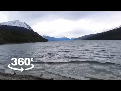 Vídeo 360 das trilhas do Parque Nacional Tierra del Fuego em Ushuaia, Argentina.