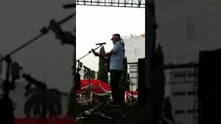 Download lagu lagu satu - Iwan fals #iwanfals #viral #konseriwanfals #shorts #feedshorts #lagusatu mp3