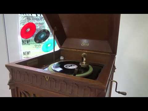 Southern Roses Waltz - Joe Green's Novelty Marimba Band (1928)