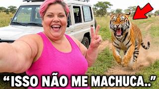 Essa Idiota saiu do carro no meio do Safári para tirar uma foto, e O tigre a Devorou ​​viva!