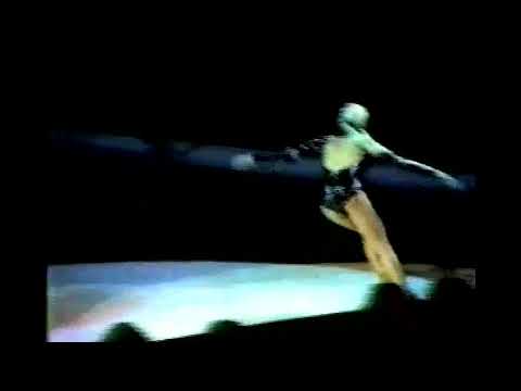 Ice Capades 1982 East Company Lisa Marie Allen Lady Skates the Blues Pro