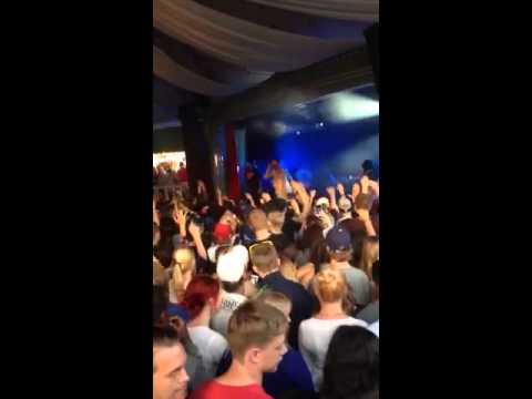 Näääk & Nimo, Rusiak "Hur Högt?"