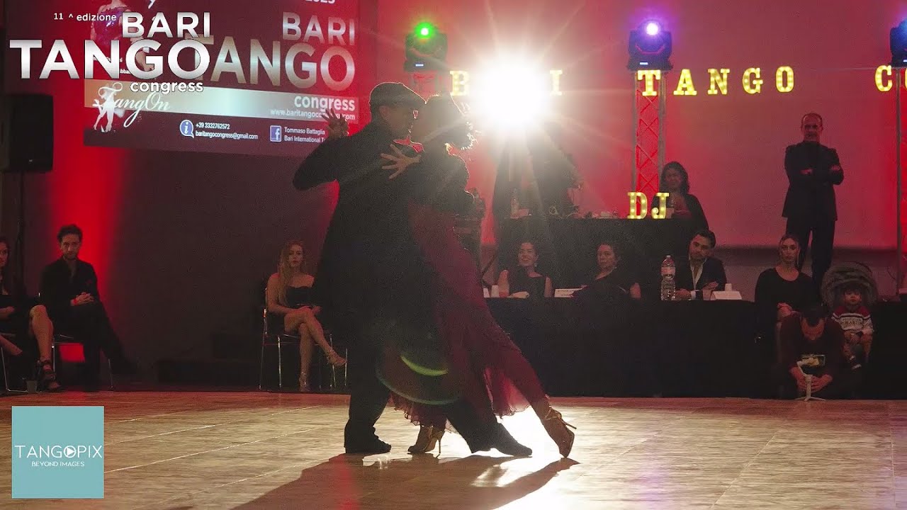 Julián Sanchez & Bruna Estellita dance Tango Bardo - Loca @ Bari Tango Congress