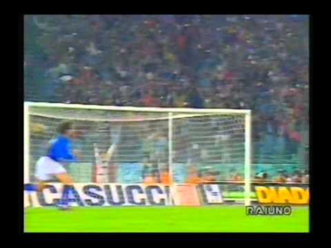 1993 (October 13) Italy 3-Scotland 1 (World Cup Qualifier).avi