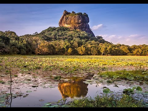 Manaranjana Darshaneeya Lanka - Latha Walpola