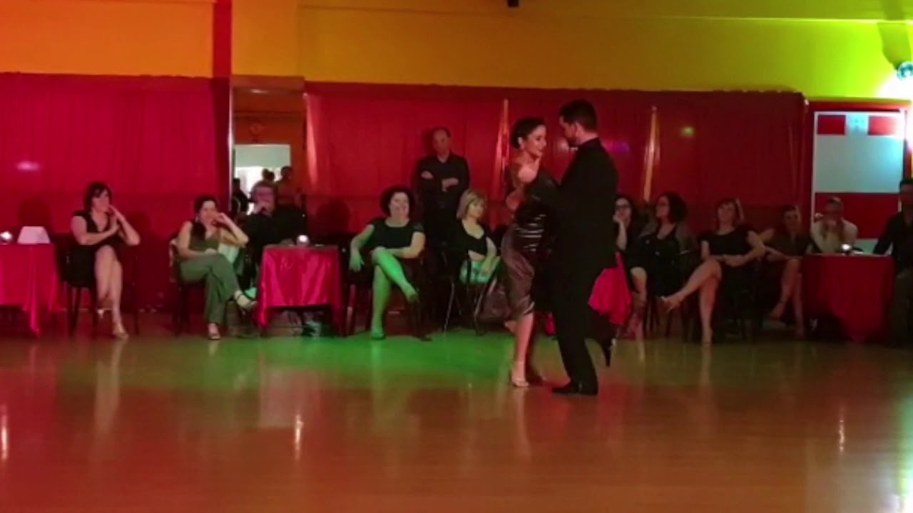 Video thumbnail for Pam Est Là & Danilo Maddalena I 2 Corazones Milonga La Cumparsita 2/4
