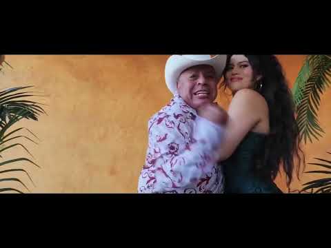 El compa sacra culero y cabron