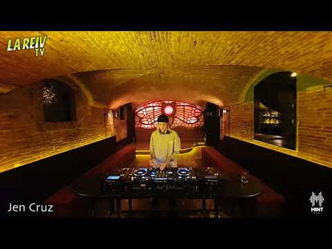 La Reiv TV #6 - Jen Cruz