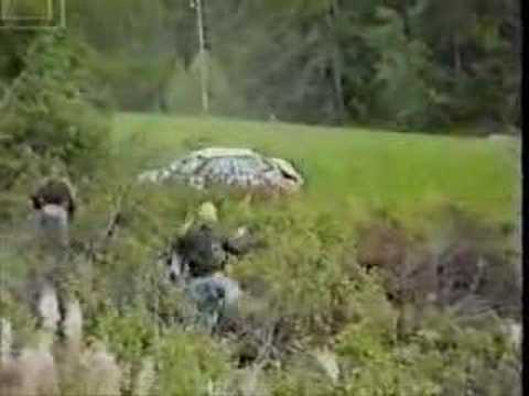 WRC1992 Finland - Colin McRae Subaru Legacy RS crash
