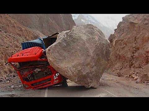 20 Dangerous Trucks & Excavator Driving Skills on Bad Road! Total idiots VS Truck - Excavator Fails