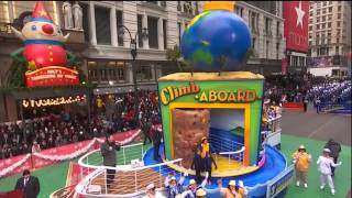 Nick Jonas Performs at Macy's Thanksgiving day parade 2014