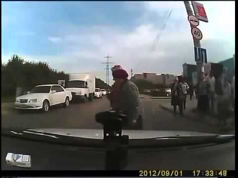 Woman Attempts Insurance Fraud 2015 HD