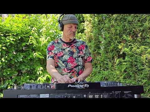 Chill Garden - Deep Chillout Hypnotic Techno Set