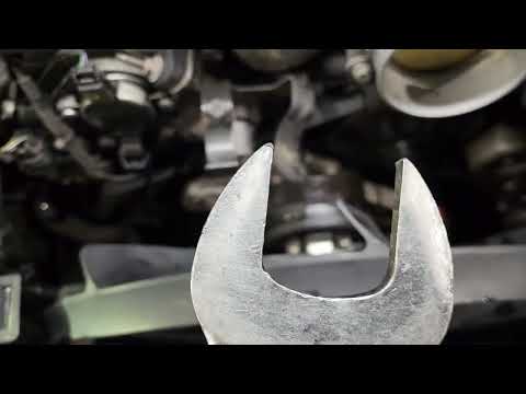 HOW TO REMOVE RANGE ROVER 2008-2012 FAN CLUTCH WITHOUT SPECIAL TOOLS #fanclutchremoval #rangerover