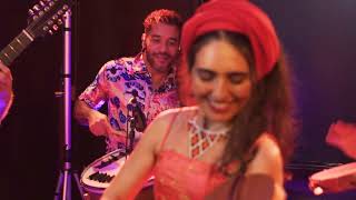 Renata Rosa - AMARELA