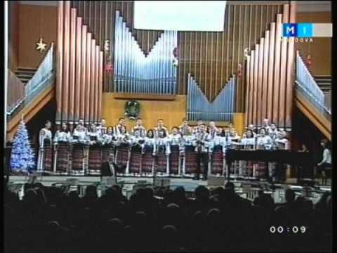 64. Corul Moldova - Colind pentru păstori (Florin Comișel), dirijor - Valentin Budilevschi.