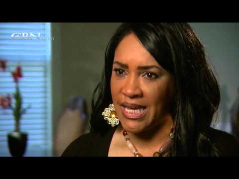 700 Club Interactive: Stop Domestic Violence – October 13, 2015