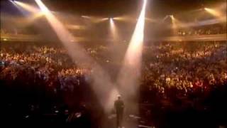 David Gilmour & David Bowie Comfortably Numb "Remember That Night" at Royal Albert Hall 2007