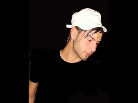 QaRiZMa & FeRMaN & Mc KaRaYaZi - GüNeSi TuTaMaDiK