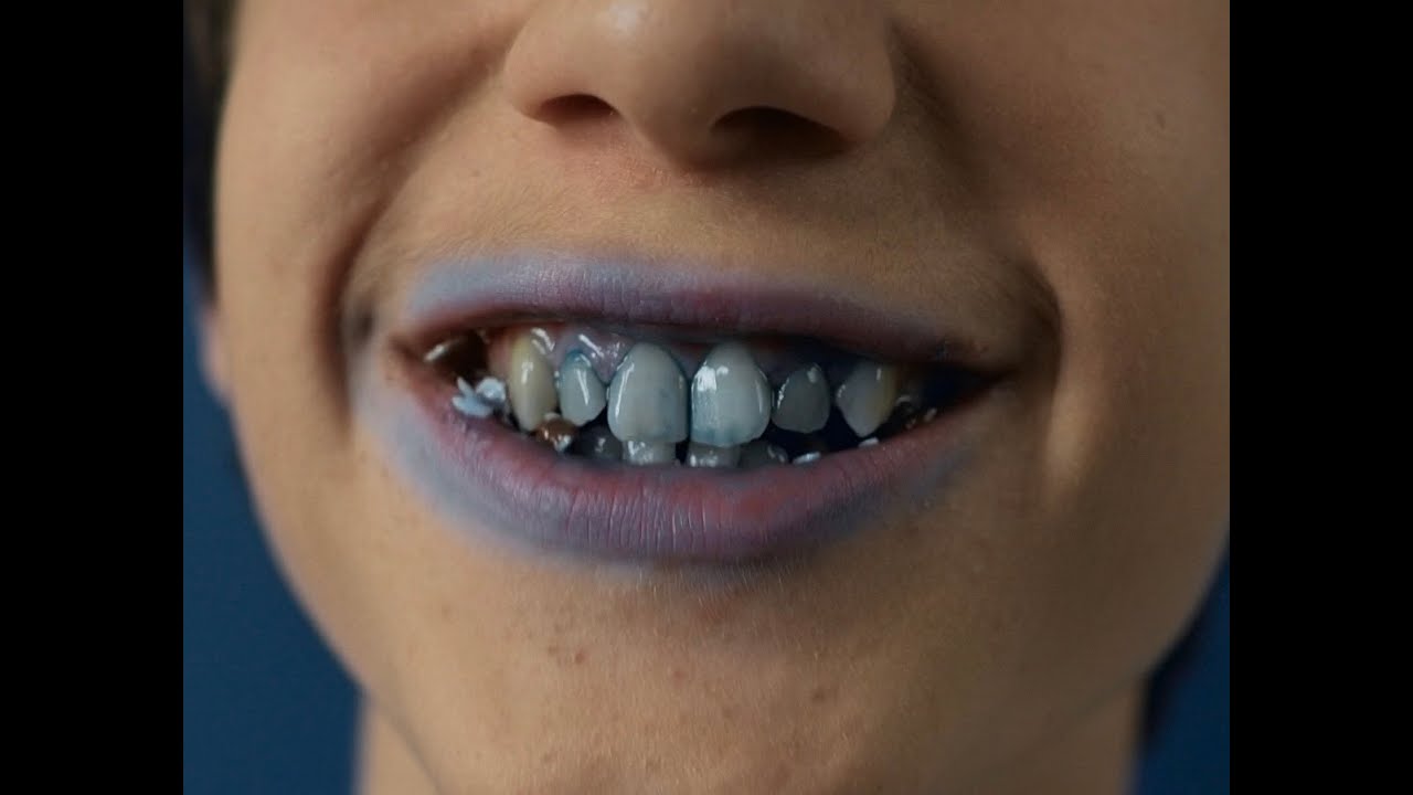 Miniature de la vidéo AUTOPORTRAIT | Nikon Film Festival [FR/ENG] du film Autoportrait