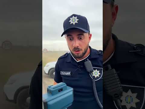🚜Перевищення швидкості на тракторі #прикол #гумор #комедія #поліція #трактор #JohnDeere #comedy