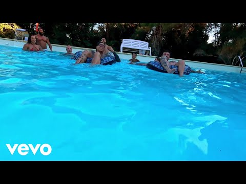 Video Thumbnail: Exu Nathan - Striscia di sole