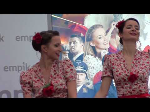 "Zabawa" TM Roma - Anastazja Simińska,Maria Juźwin,Sylwia Banasik oraz Zespół TM Roma / Piloci