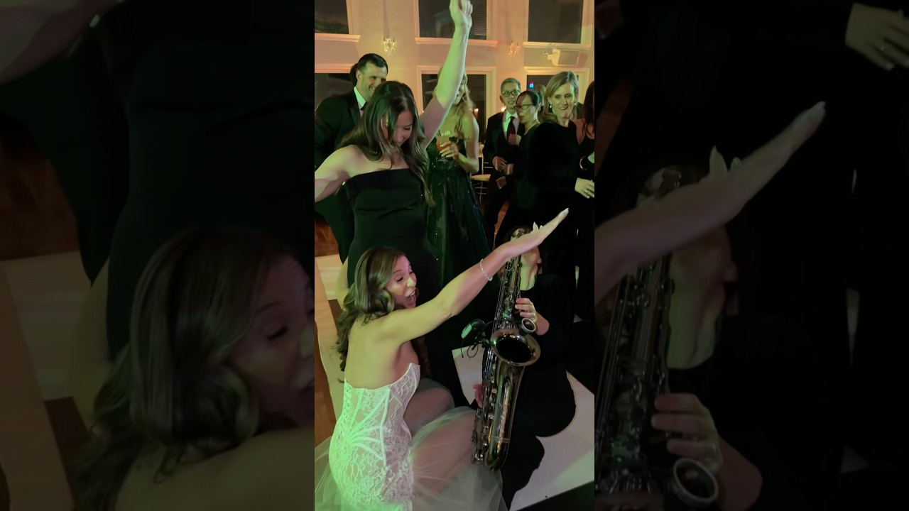 Promotional video thumbnail 1 for Lina Saroza