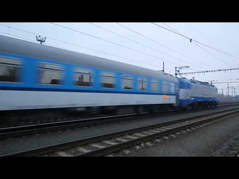 380.017-4 | ... a poničená retro EJ 460.079/080