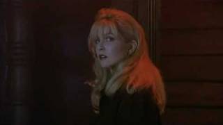 Twin Peaks ( Fire Walk With Me) - bar scene (Julee Cruise - Questions In A World Of Blue)