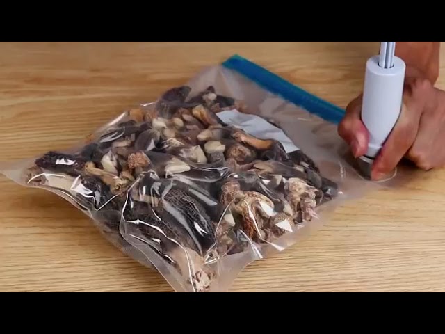 Vídeo relacionado con JIZZU Juego de Bolsas de Vacío para Filamentos, 20Pcs Bolsa de Sellado a Prueba de Polvo y Humedad con Bomba Automática, Transparentes Envasadora al Vacio de Bolsa de Reutilizable(34 * 30cm)