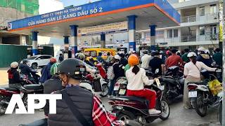Panic Buying In Hanoi As Long Queues Form At Petrol Stations…