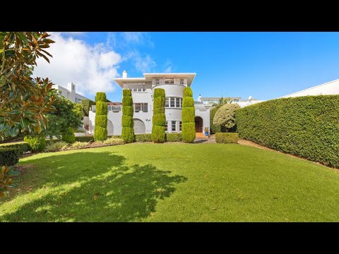 SOLD - 33 Rarangi Road, St Heliers - Nick Lornie and Paul Neshausen