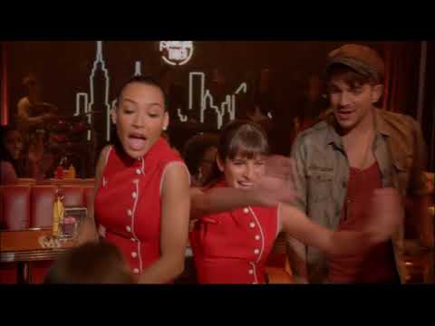 Glee - Gloria (Full Performance) 5x10