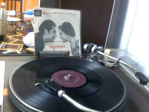 Shreeman Funtoosh - Sultana Sultana & Wo Jharokhe Se Jo hanken - kishore kumar