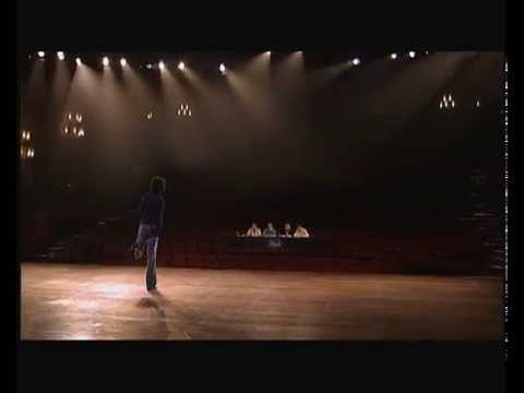 Candidates singing "Drops of jupiter" by Train- Auditions - Idols season 1