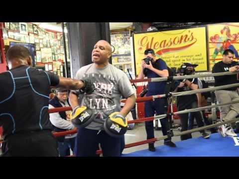 Daniel Jacobs COMPLETE MITT WORKOUT SPEED & POWER! vs Peter Quillin