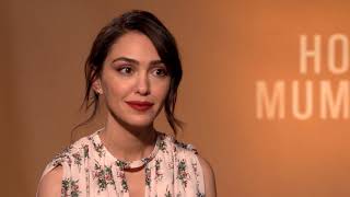 Nazanin Boniadi and Anupam Kher Interview: Hotel Mumbai video