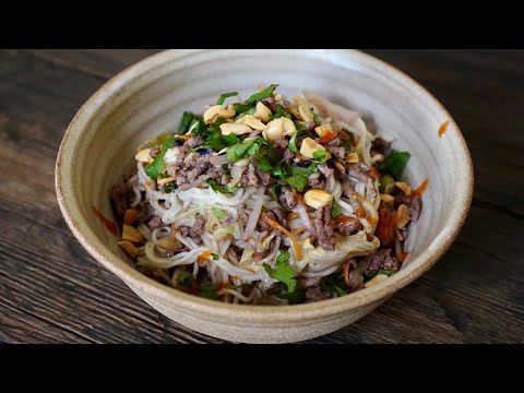 Spicy Beef Stir-Fried Noodles
