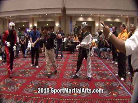 Anthony Merricks v Niko Negron - Men's MW point sparring grands - 2010 Amerikick Internationals
