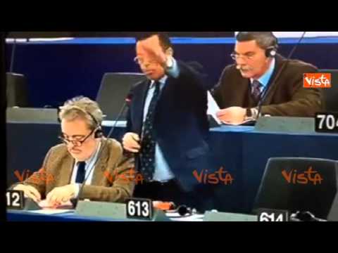 BUONANNO SUONA TROMBA DA STADIO A MOGHERINI: IN UE NON CONTA UN EMERITO C... LEI RIDE