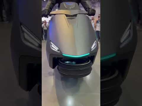 “This Motorcycle Never Touches the Ground 😳🏍️”